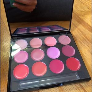 Lip palette 12 colors